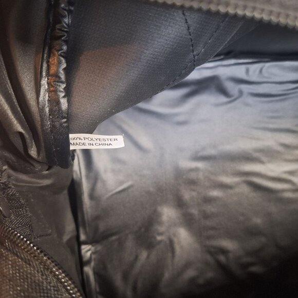 Ariat Black Polyester Duffle Bag With Zippered Pocket & Double Handles 16x10x6" - Picture 5 of 12